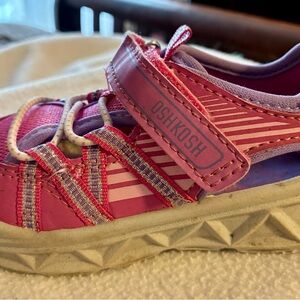 OshKosh B'gosh Toddler Girls Size 8 Sneaker Sandals-Gently Used Summer Playtime